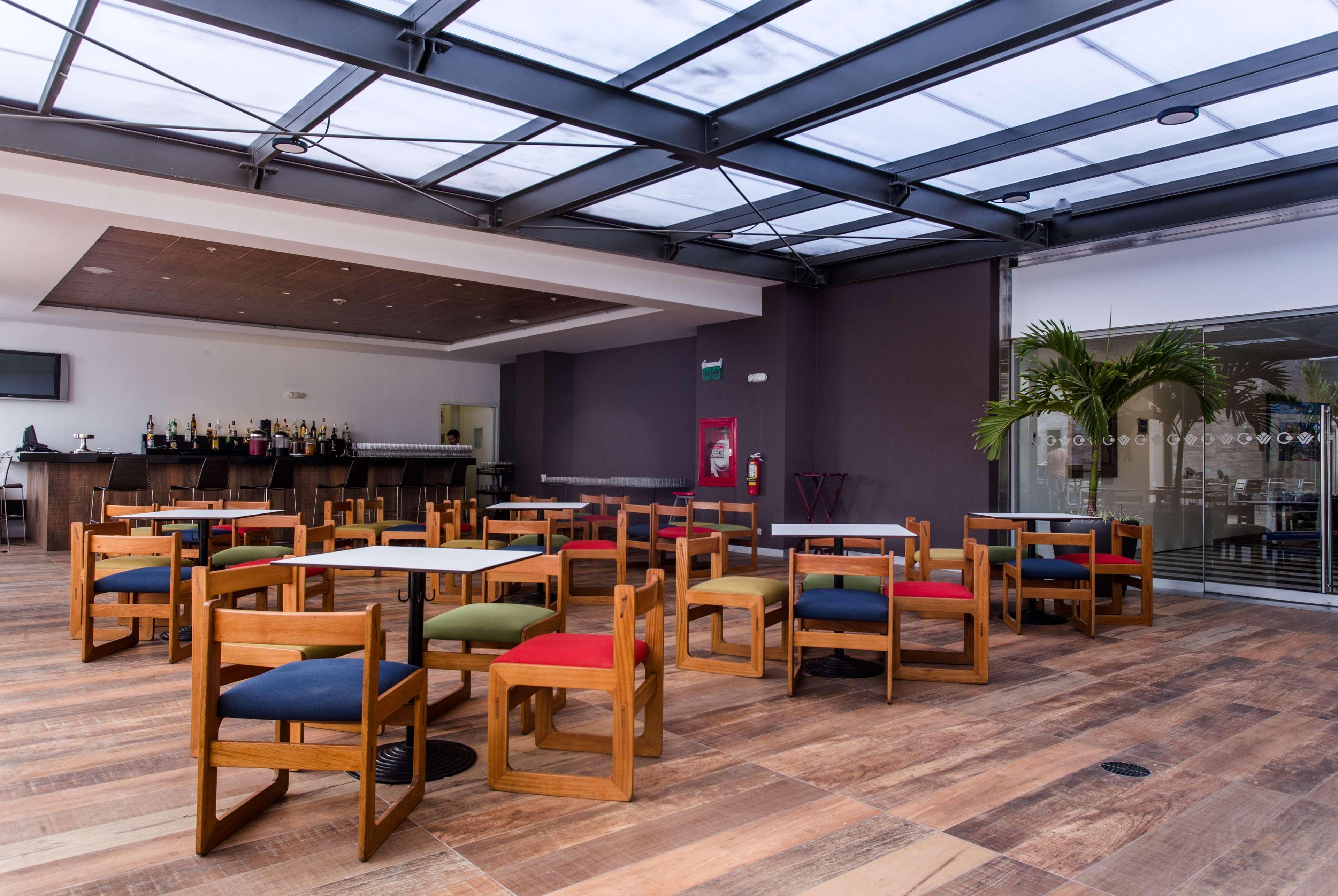 Hotel Costa del Sol Wyndham Tumbes Esterno foto
