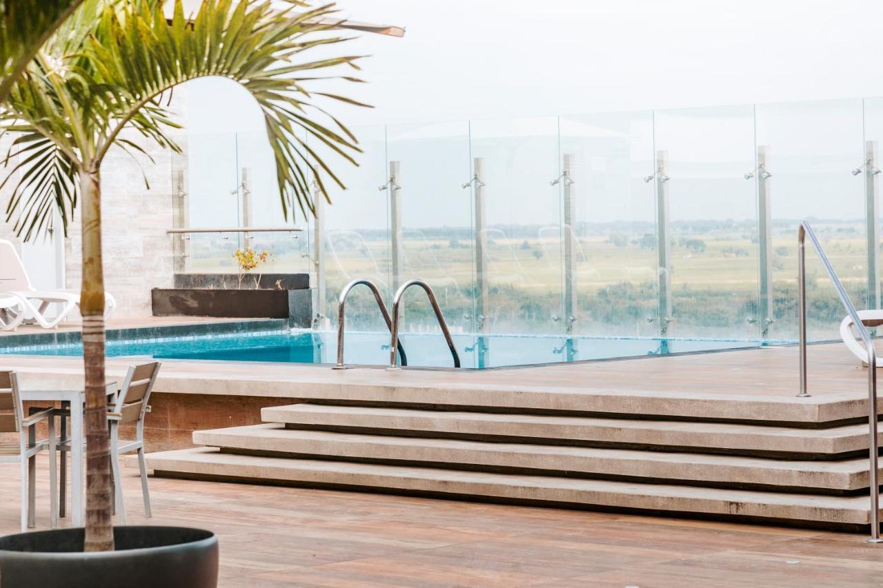 Hotel Costa del Sol Wyndham Tumbes Esterno foto